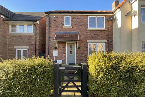 3 bedroom house for sale, Ramsdale Walk, Eastfield, Scarborough