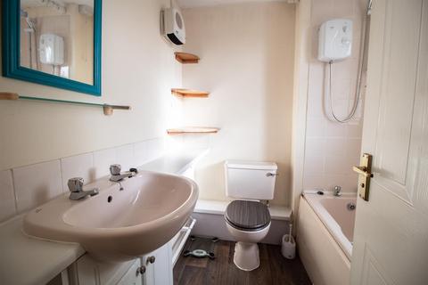 5 Ardmore Close, Nottingham, NG2 4GP