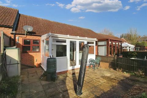 2 bedroom terraced bungalow for sale - Elmsdale Gardens, Burton Joyce, Nottingham