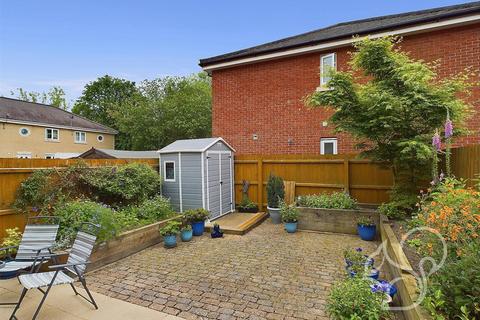 3 bedroom semi-detached house for sale, The Osiers, Stowmarket IP14