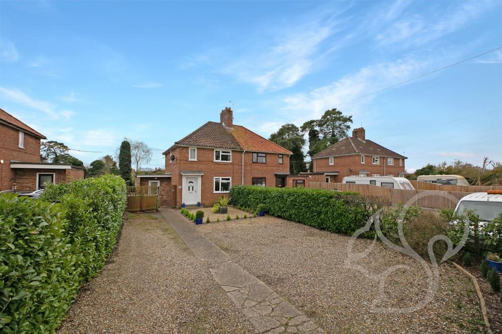 Mildenhall Road, Bury St. Edmunds IP28 3 bed semidetached house for