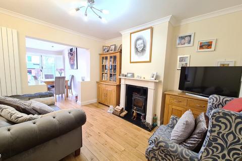 20 Curran Avenue, Wallington, SM6 7JN