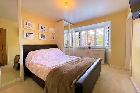 51 Antrobus Road, Sutton Coldfield, B73 5EJ