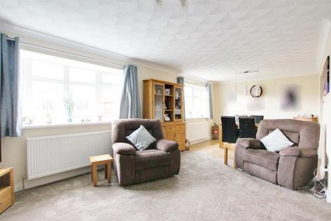 3 bedroom detached bungalow for sale, John Smith Close, Alford LN13