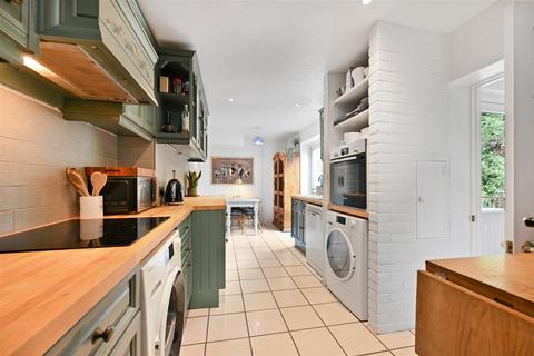 24 Kingswick Drive, Ascot, SL5 7BQ