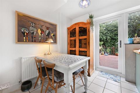 24 Kingswick Drive, Ascot, SL5 7BQ
