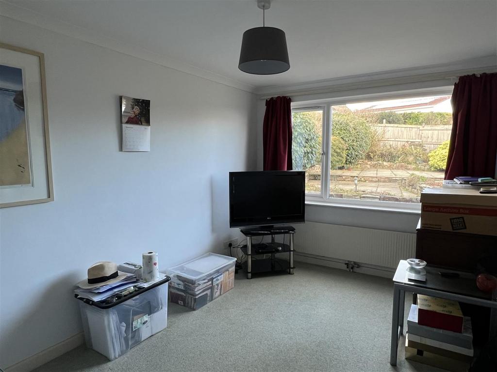 Bedroom: