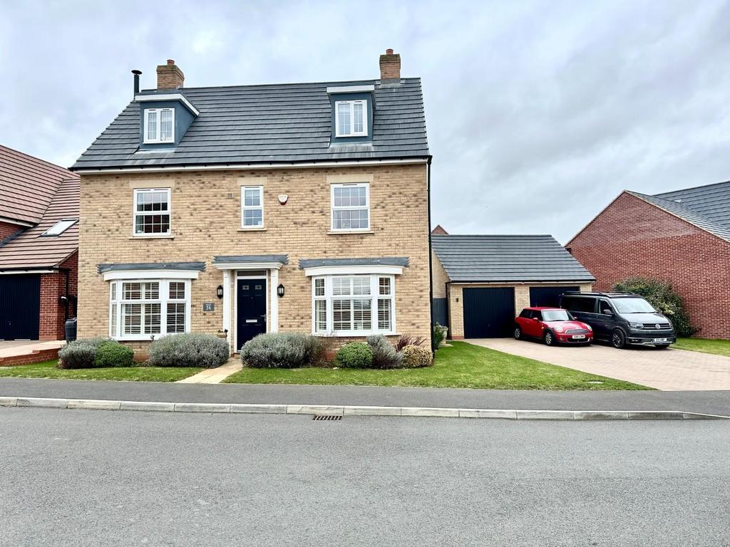 Hornbeam Row, Brixworth, Northamptonshire NN6 5 bed detached house for sale £580,000