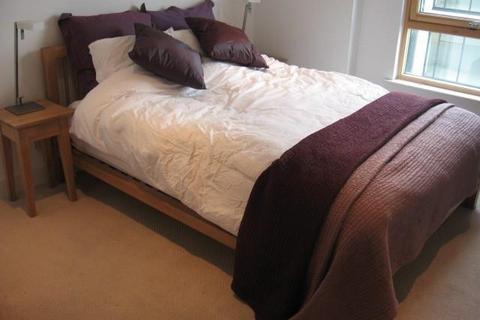 2 bedroom flat to rent - La Salle, Leeds Dock