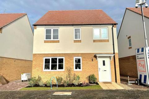 3 bedroom detached house for sale, Harborough Road North, Northampton NN2