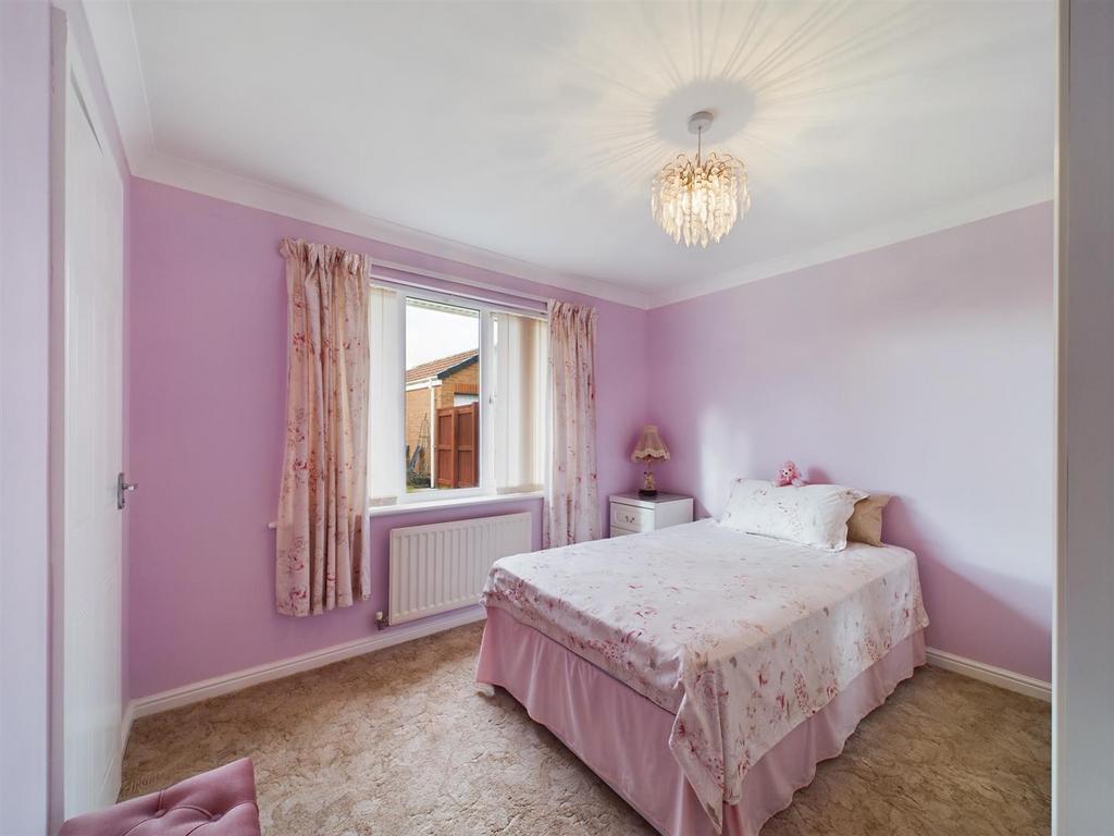 Bedroom: