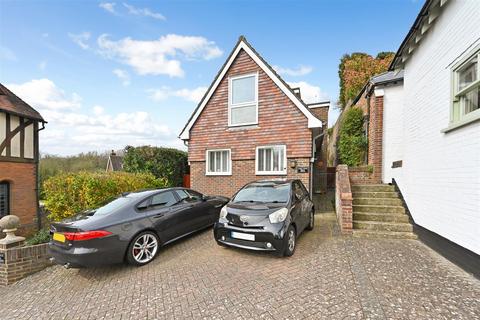 3 bedroom detached house for sale, Maltravers Street, Arundel