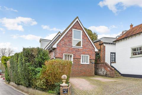 3 bedroom detached house for sale, Maltravers Street, Arundel