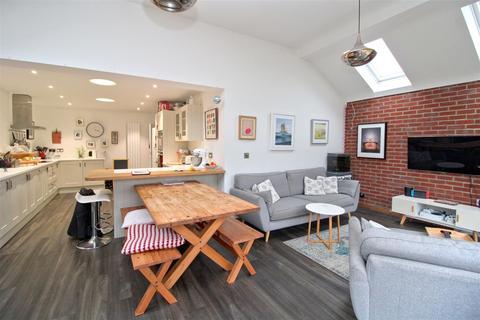 113 North Way, Seaford, BN25 3JW