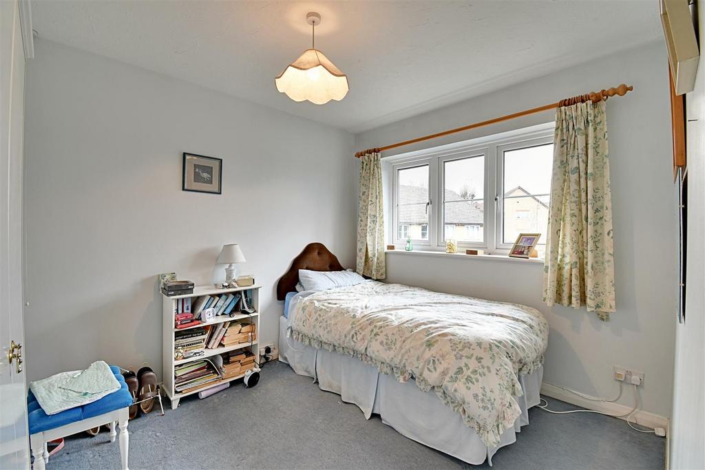Bedroom 2.jpg