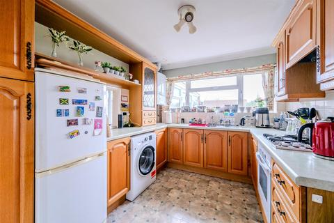 49 Anderida Road, Eastbourne, BN22 0PZ
