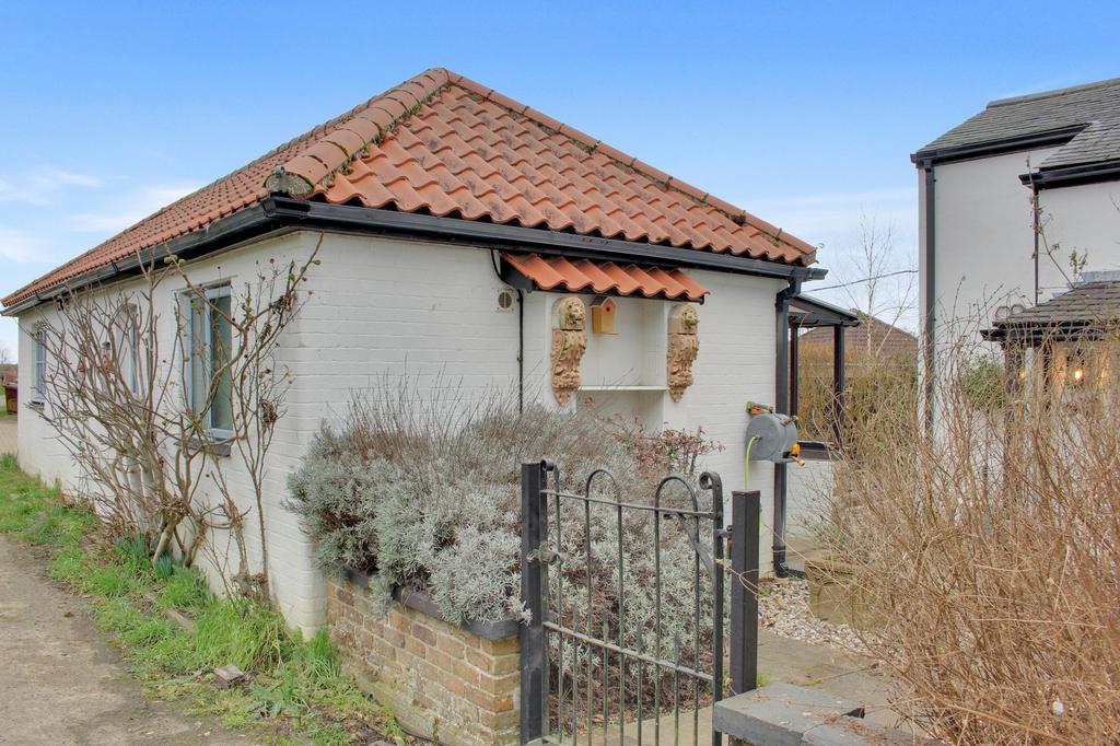 Outbuilding