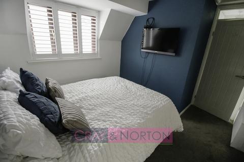 10 Basil Gardens, Croydon, CR0 8XE