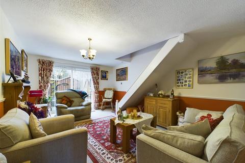 3 Vaisey Field, Whitminster, Gloucester, GL2 7PT