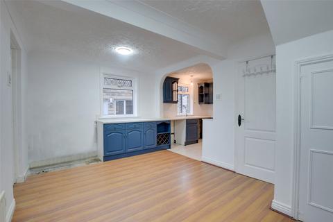 10 Bridgegate, Barnard Castle, DL12 8QF