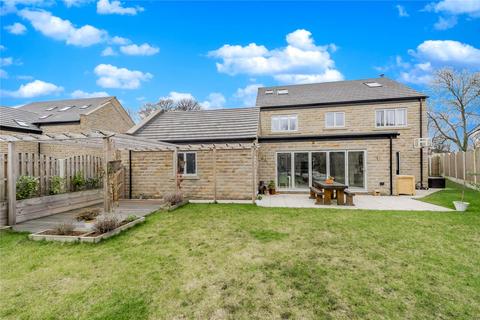 6 bedroom detached house for sale, Bullace Trees Lane, Roberttown, Liversedge, WF15