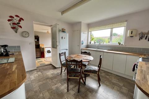 4 Long Lakes, Williton, Taunton, TA4 4SR
