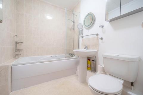 1 bedroom flat for sale, Basingstoke,  Hampshire,  RG24