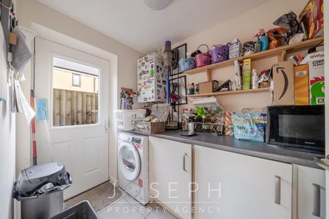6 Fen Bight Walk, Ipswich, IP3 9UZ