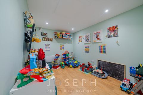 6 Fen Bight Walk, Ipswich, IP3 9UZ