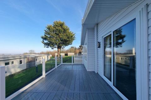 2 bedroom lodge for sale, Bideford Bay, Bucks Cross