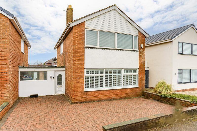 Highbury Road West, Lytham St. Annes, FY8 3 bed link detached house for