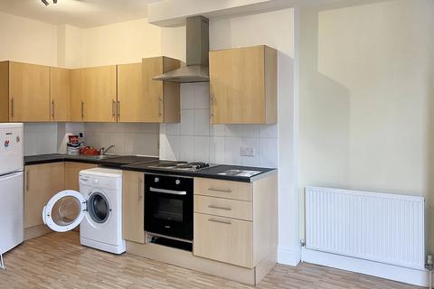 1 bedroom flat to rent, Commercial Street, Newport NP20