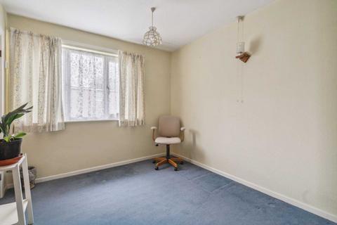 15 The Watergate, Watford, WD19 5AS