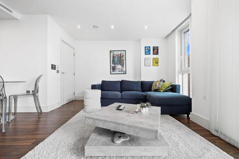 2 bedroom apartment to rent, Alie Street, E1