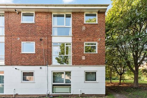 42 Ravensmede Way, London, W4 1TF