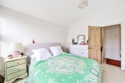 2 bedroom flat for sale, North View Road, Hornsey, London, N8