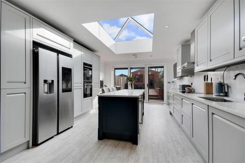 74 Western Road, Brentwood, CM14 4SS