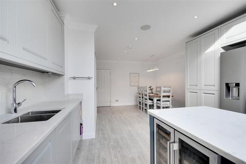 74 Western Road, Brentwood, CM14 4SS