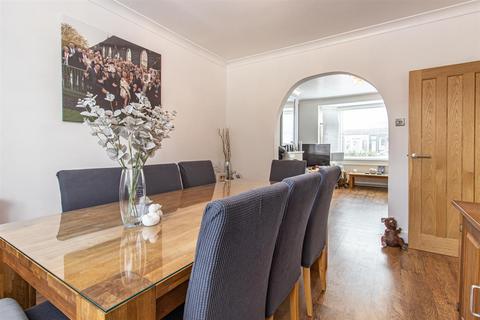 undefined, Burlington Gardens, Romford RM6