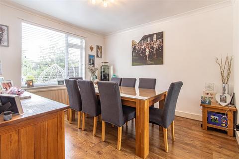 undefined, Burlington Gardens, Romford RM6