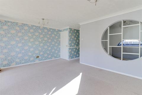 53 Cattawade Link, Basildon, SS14 2QF