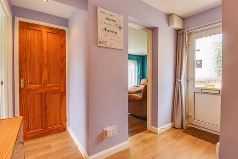 51 Brackley Crescent, Basildon, SS13 1RA