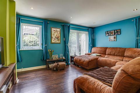 51 Brackley Crescent, Basildon, SS13 1RA