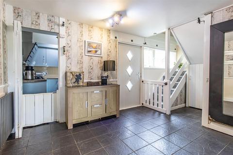 57 Broomfields Place, Basildon, SS13 3LJ