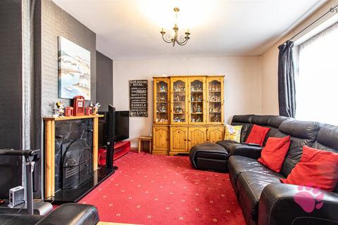 27 Ravel Road, Aveley, South Ockendon, RM15 4NP