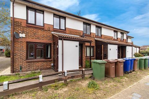42 Brimfield Road, Purfleet, RM19 1RG