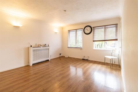 42 Brimfield Road, Purfleet, RM19 1RG