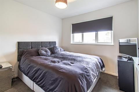 42 Brimfield Road, Purfleet, RM19 1RG