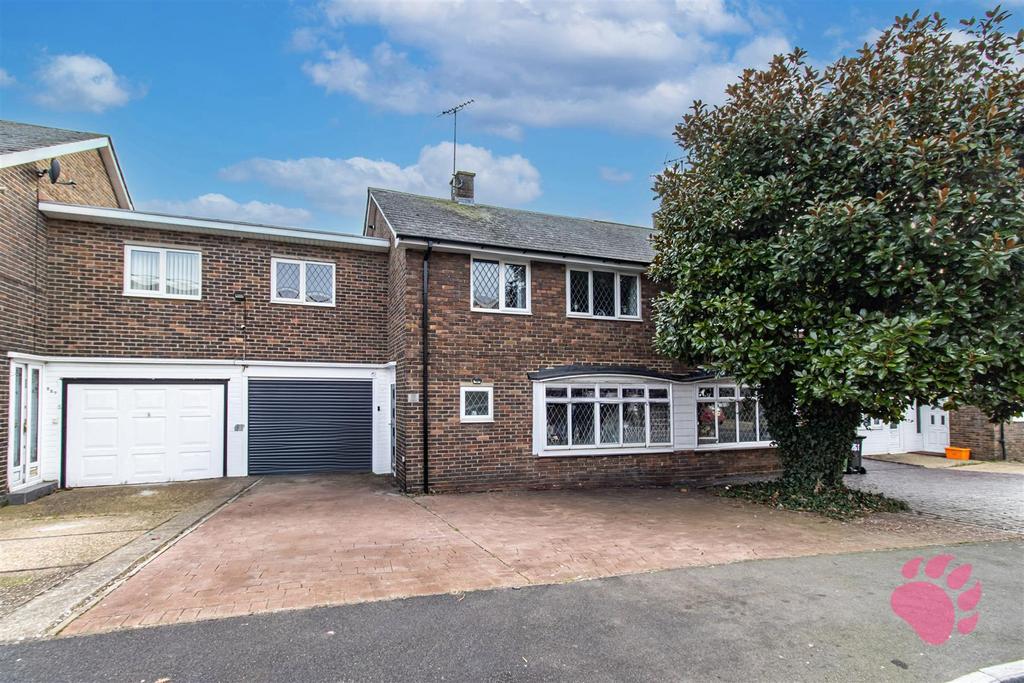 Great Gregorie, Basildon SS16 4 bed semidetached house for sale £485,000