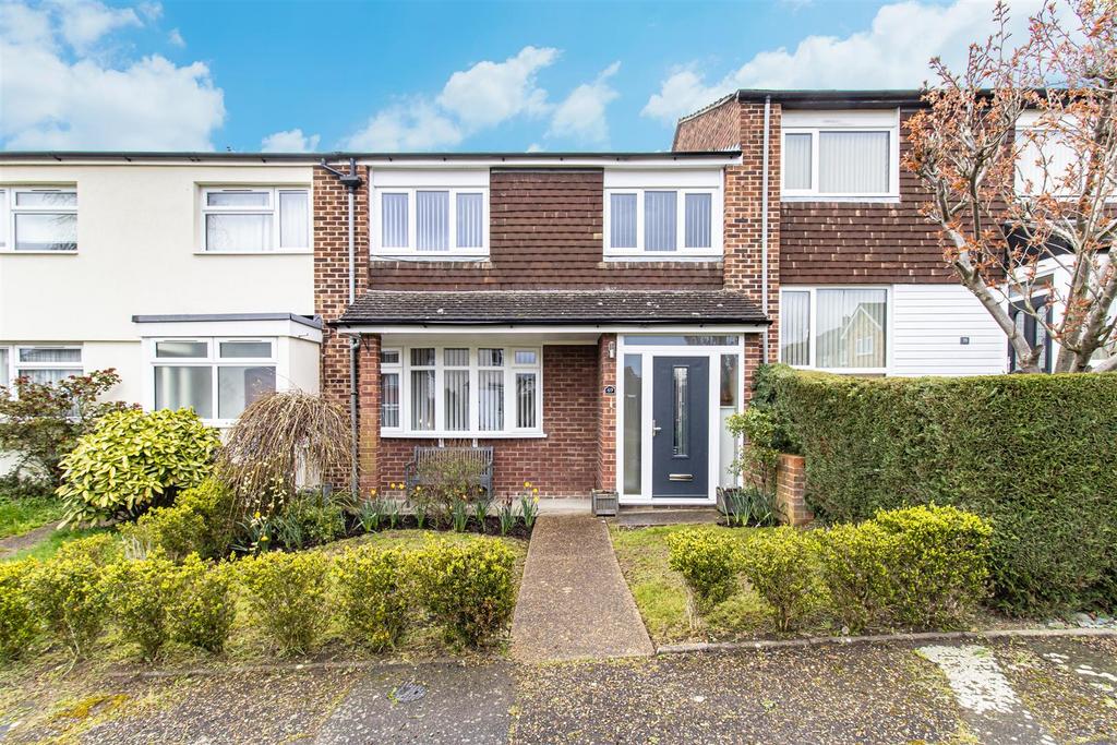 Tyrell Court Basildon Postcode The Willows, Basildon SS13 3 bed terraced house - £350,000